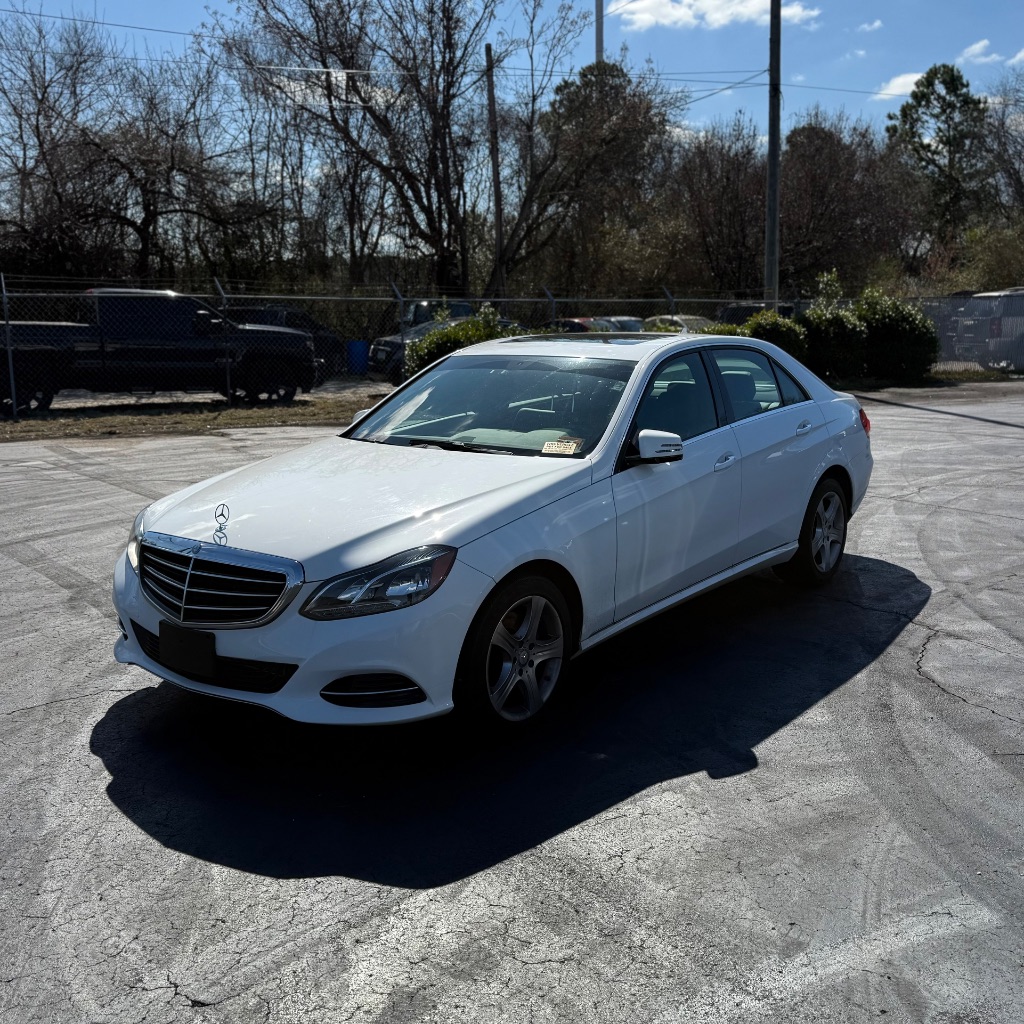 2015 Mercedes-Benz E-Class E350 Luxury 4MATIC's photo