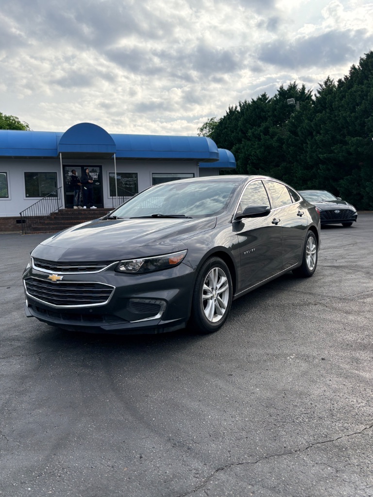 2017 Chevrolet Malibu 1LT's photo